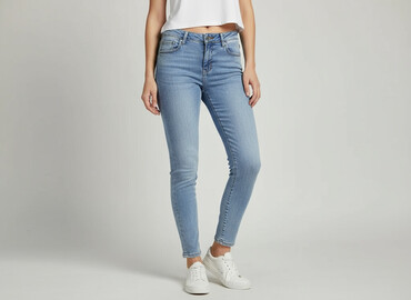 straight leg jeans: Jeansy damskie, rozmiar S
