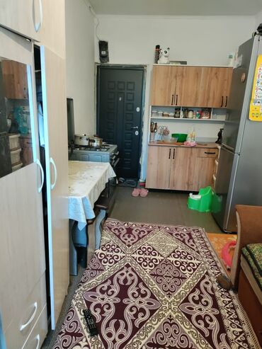 квартиры в рассрочку в бишкеке: 1 бөлмө, 15 кв. м, Малосемейка, Косметикалык ремонт