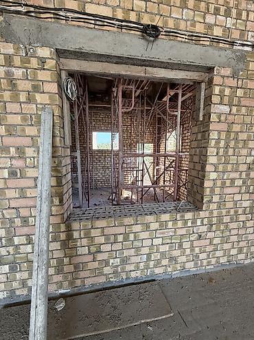 магазин камок: Сдается помещение на первой линии Со своим входом 75кв.м На долгий — 7