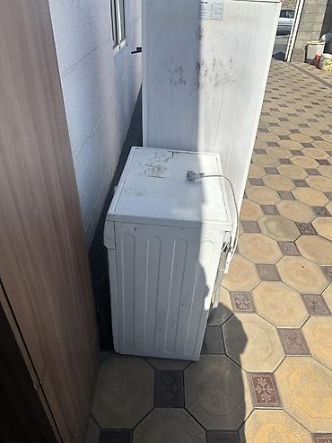 стиральная машина маленький: Срочно продаю стиральную машинку 
Работает но вещи не отжимает — 1