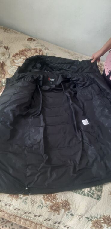 черное пальто с капюшоном: Женский куртка зимний