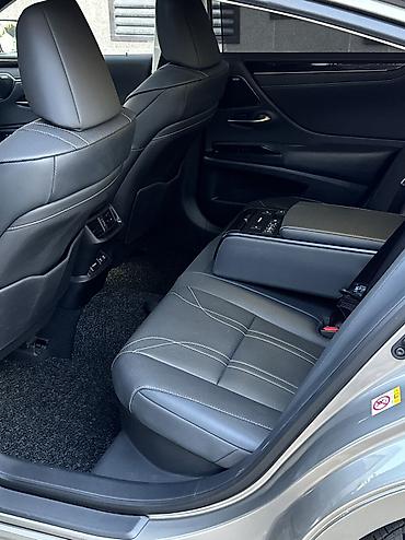 Lexus: Lexus ES: 2019 г., 2.5 л, Вариатор, Гибрид, Седан — 11