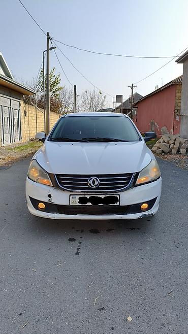 Dongfeng: Dongfeng S30: 1.6 l | 2014 il 242000 km Sedan — 4