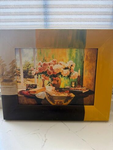 Зеркала: El isi yag ile boyanib