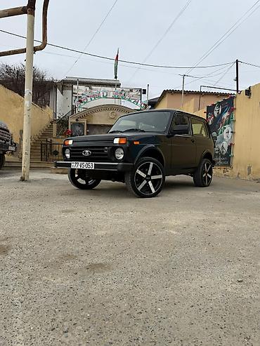 vaz buferi: VAZ (LADA) 4x4 Niva: 1.7 l | 2018 il 79000 km Ofrouder/SUV — 2