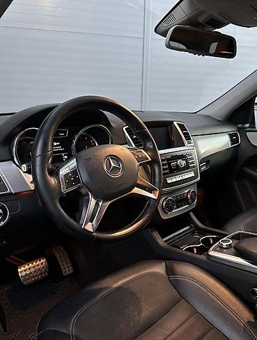 m класс: Mercedes-Benz ML-Class: 2012 г., 4.7 л, Автомат, Бензин, Кроссовер — 8