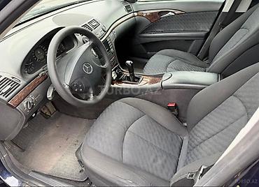 w211 radiator: Mercedes-Benz E-Class sedan (W211) - Kuzov: qara rəng, 4 qapı, yüngül — 2
