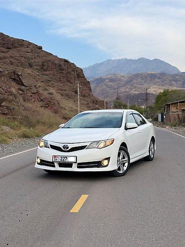 Toyota: Toyota Camry: 2013 г., 2.5 л, Автомат, Бензин, Седан — 2
