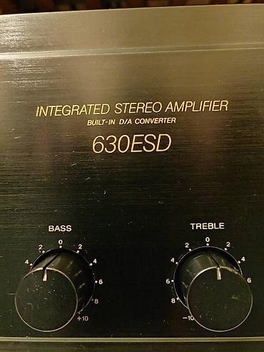 Pojačala i prijemnici: Potpuno ispravan bez mane. estecki besprekoran a zvučno je na najvišem — 10