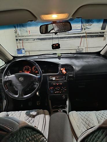 Opel: Opel Zafira: 2003 г., 2.2 л, Механика, Бензин, Минивэн — 11