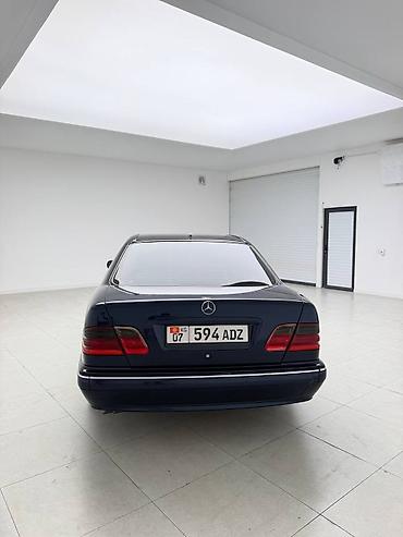 Mercedes-Benz: Mercedes-Benz E-Class: 2000 г., 3.2 л, Автомат, Газ, Седан at lalafo.kg — 5 Mercedes-Benz: Mercedes-Benz E-Class: 2000 г., 3.2 л, Автомат, Газ, Седан — 5