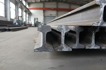 крестовины: Железнодорожные рельсы КР70, КР80, КР100, КР120, Р33, Р50 — 1