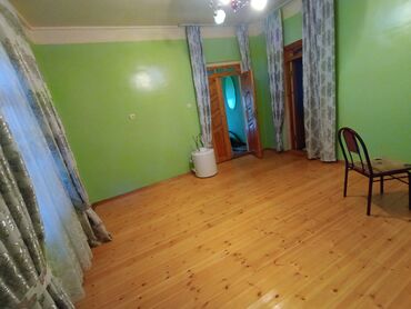 Həyət evləri və villaların satışı: 2 otaqlı, 20 kv. m, Kredit var, Orta təmir — 10