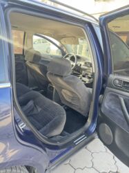 Volkswagen: Volkswagen Passat: 2002 г., 2 л, Механика, Бензин, Универсал — 10