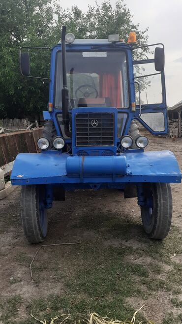 traktor mtz 80: Traktor