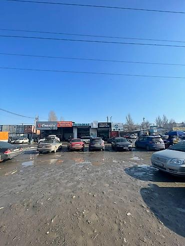 магнитола 124: Продаю контейнер на рынке Кудайберген Внутри пусто без товар Утеплен — 9