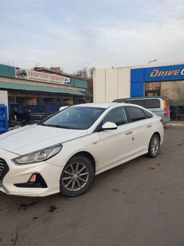 Hyundai: Hyundai Sonata: 2018 г., 2 л, Автомат, Газ, Седан