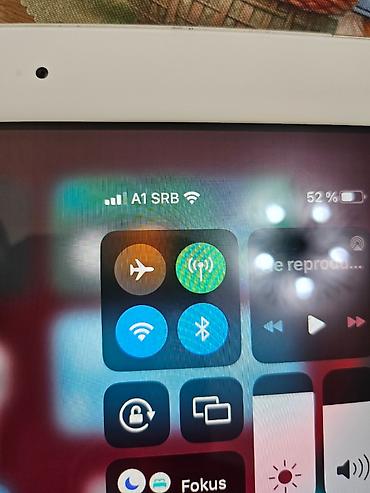 Apple: Apple iPad 9.7” sa Touch ID Ipad 5 generacija baterija odlicn a sa sim — 13
