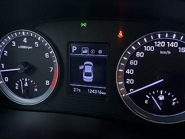 хундай старекс 1: Hyundai Sonata: 2023 г., Автомат, Газ, Седан — 9