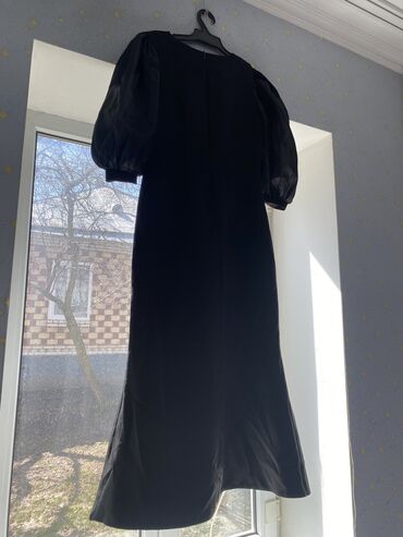 чёрное платье с: Вечернее платье, Русалка, Средняя модель, С рукавами