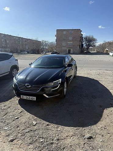 Renault: Renault : 2018 г., 2 л, Автомат, Газ, Седан — 6