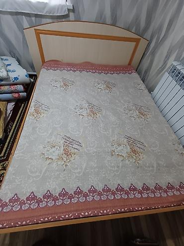 Дом и сад: Двуспальная кровать с изголовьем + наматрасник - Размер спального — 1