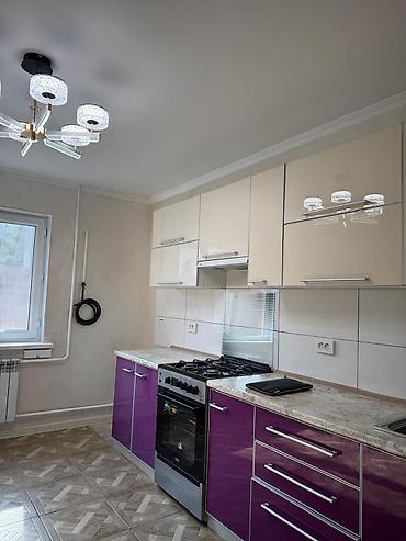 Продажа коттеджей и домов: Срочно Срочно Срочно Продаётся просторный 2‑этажный дом в самом центре — 8