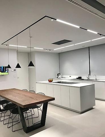 Потолочные работы: Монтаж потолков, Монтаж потолочных плинтусов | Багет, Бордюр, Галтель Больше 6 лет опыта — 5