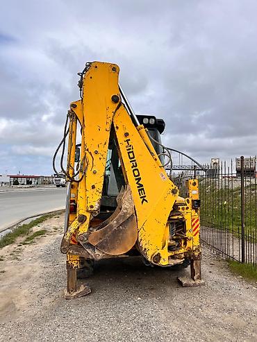 hidromek traktor satisi: Hidromek HMK yükdaşıyan-ekskavator (bekho-yükləyici) Xüsusiyyətlər: - — 2