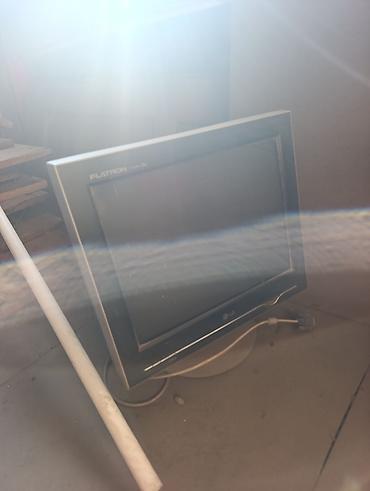 мониторы 100 гц: CRT‑монитор LG Flatron - Диагональ экрана: около 17–19" (ЭЛТ, плоская — 1
