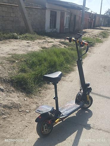 elektrikli cros: Elektrik skuter – oturacaqlı, güclü faralı, amortizatorlu - Ön və — 2