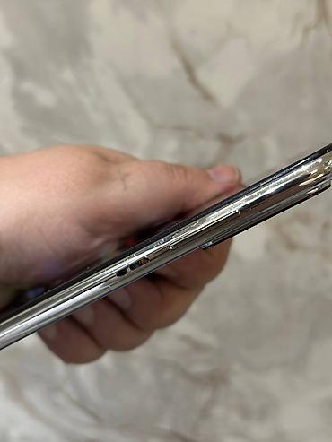 android monitor kredit: Xiaomi Redmi smartfon - Model: Redmi (arxa hissədə “Redmi” loqosu — 5