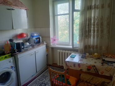 продаю дача кунтуу: 1 комната, 36 м², 106 серия, 4 этаж, Косметический ремонт
