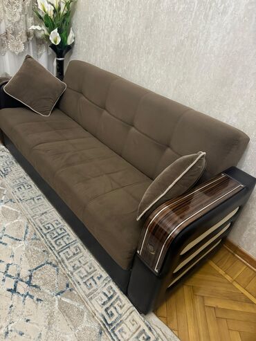 Rəflər: Divan, İşlənmiş, Açılan, Bazalı, Parça, Çatdırılma yoxdur