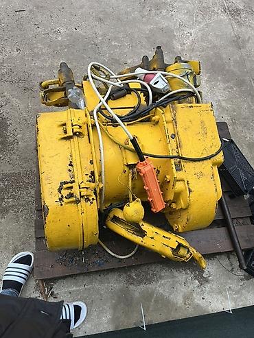 2 el kompresör: Sənaye elektrik talı (elektrik telfer) – sarı rəngli, rels üzərində — 5