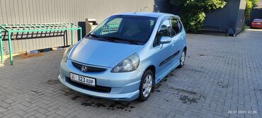 срочно продать машину: Honda Jazz: 2005 г., 1.4 л, Вариатор, Бензин, Хэтчбэк