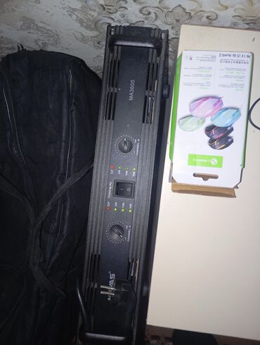 Mikşerlər: Dynacord PowerMate 1000 gücləndiricili iki ədəd de mikrofon biri lap — 7