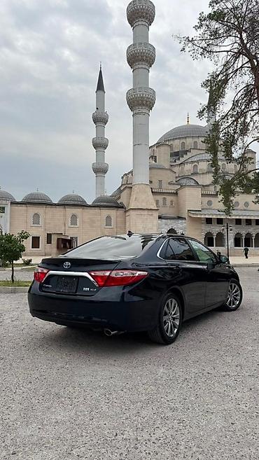 255 65 19: Toyota Camry: 2017 г., 2.5 л, Вариатор, Гибрид, Седан — 2