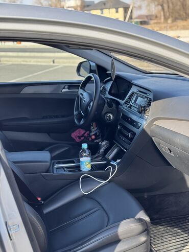 Hyundai: Hyundai Sonata: 2016 г., 2 л, Автомат, Газ — 4