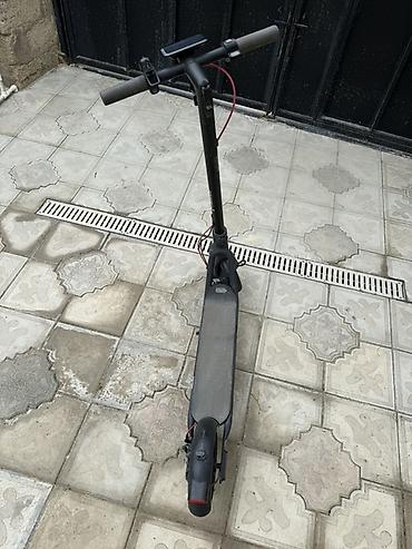 Электротранспорт: Əsas xüsusiyyətləri * Mühərrik gücü: 350 W nominal, 700 W maksimum — 1