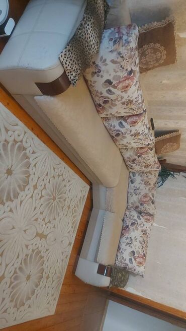 Divanlar: Künc divan, İşlənmiş, Açılan, Çatdırılma yoxdur -da lalafo.az — 2 Divanlar: Künc divan, İşlənmiş, Açılan, Çatdırılma yoxdur — 2