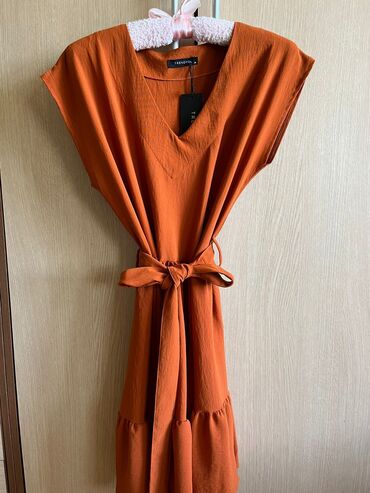 Gündəlik donlar: Trendyoldan alinib sehfen balaca razmer almiwam tezedi etiketi ustunde — 3