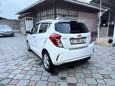 Chevrolet: Chevrolet Spark: 2019 г., 1 л, Автомат, Бензин, Хэтчбэк — 4