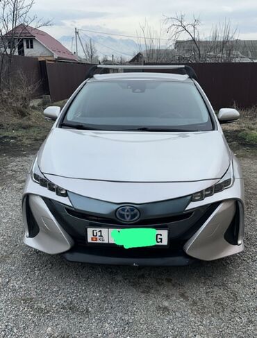 автономка б у: Toyota Prius: 2017 г., 1.8 л, Вариатор, Электромобиль, Хэтчбэк