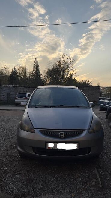 варианты авто: Honda Fit: 2003 г., 1.3 л, Автомат, Бензин, Хэтчбэк