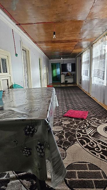 ev alqi satqi kiraye: Satılır: həyət evi 30 sot həyətdi bütün sənədləri var Cəlilabadın — 7