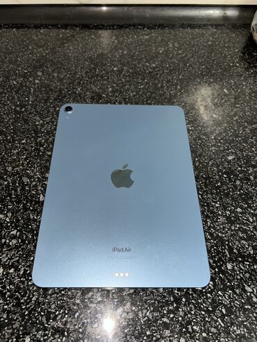 айпад м1: Планшет, Apple, память 64 ГБ, 10" - 11", Wi-Fi, Б/у, Классический цвет - Голубой