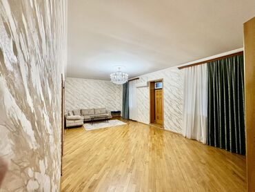 Mağazalar: Bileceride, Ploşad adlanan erazide Yahya Hüseynov küçesi 2 mertebeli — 24