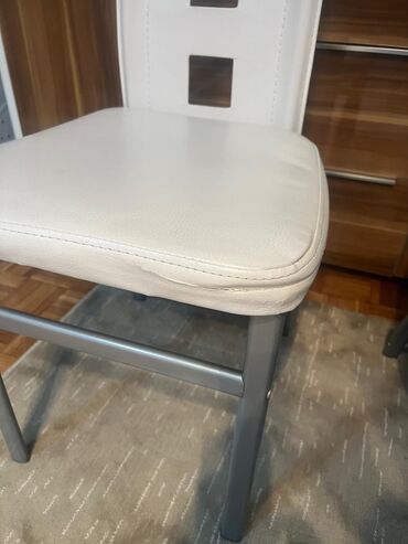 stolice za napolje: Dining chair, color - White, Used