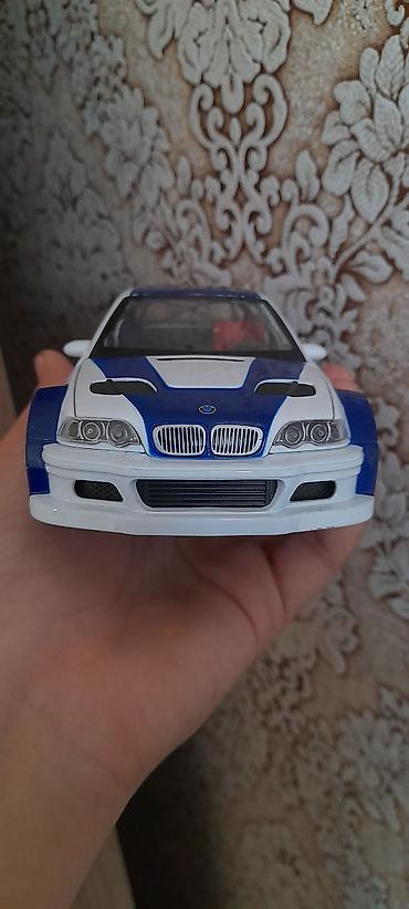 Bmw m3 GTR e46 1:24 Ölçü Yenidir Səsli və İşıqlı Hər yeri açılır Yekə